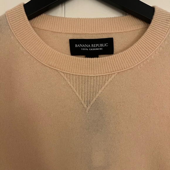 Banana Republic Cashmere Sweater - Picture 3 of 3